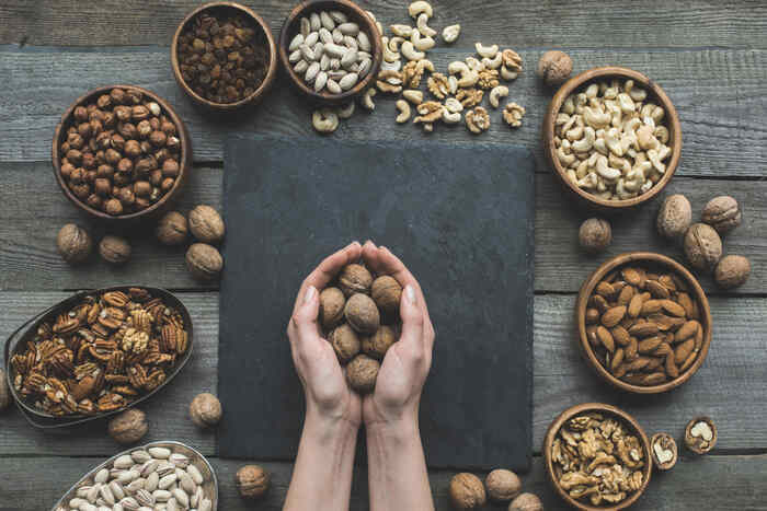 Vegan ve Vejetaryen Beslenmede Çiğ Kuruyemişlerin Yeri