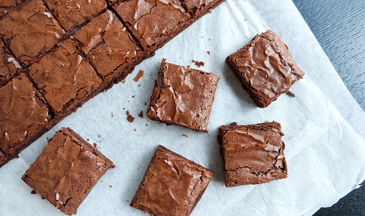 Şekersiz Diyet Brownie Tarifi 